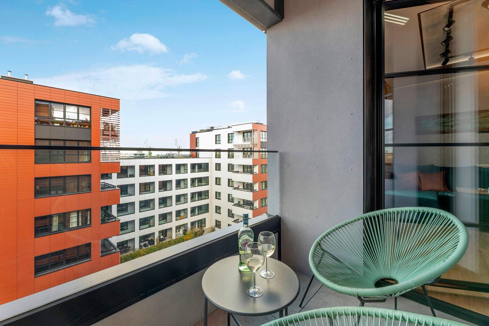 Doki Living & Foodhall By Downtown Apartments غدانسك المظهر الخارجي الصورة